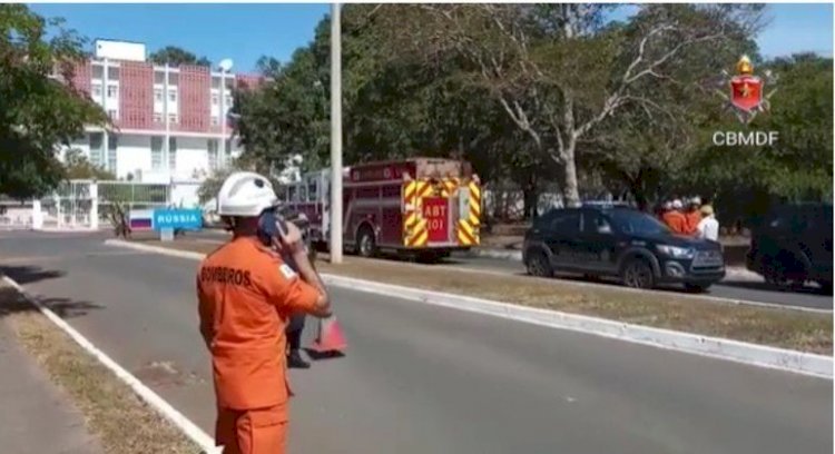 Ameaça de bomba na Embaixada da Rússia, em Brasília, mobiliza policiais e bombeiros