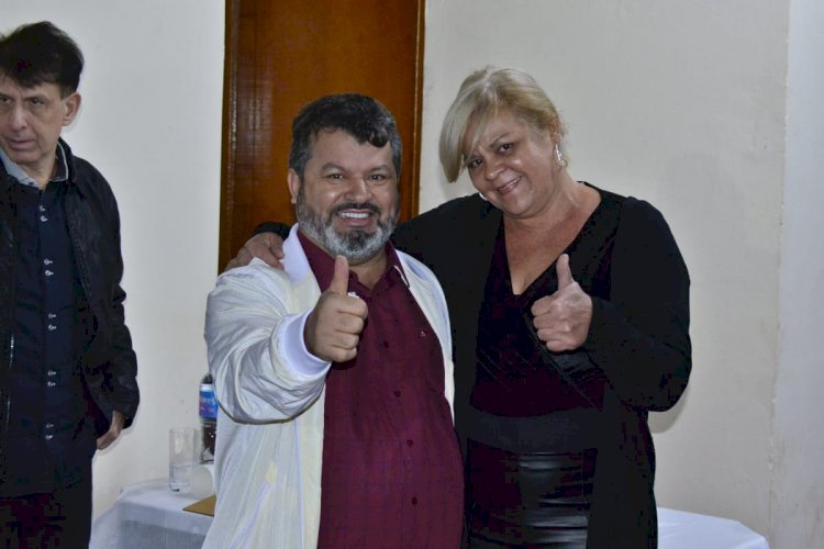 Em Campo Grande, Carlos Bernardo participa de reunião na Vila Bandeirantes