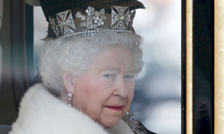 Política Governo decreta luto oficial por morte de rainha Elizabeth II
