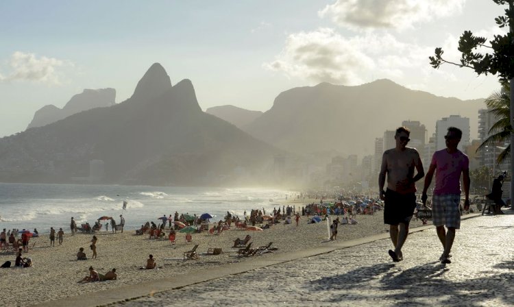 Economia Faturamento do turismo brasileiro cresce 32% em julho