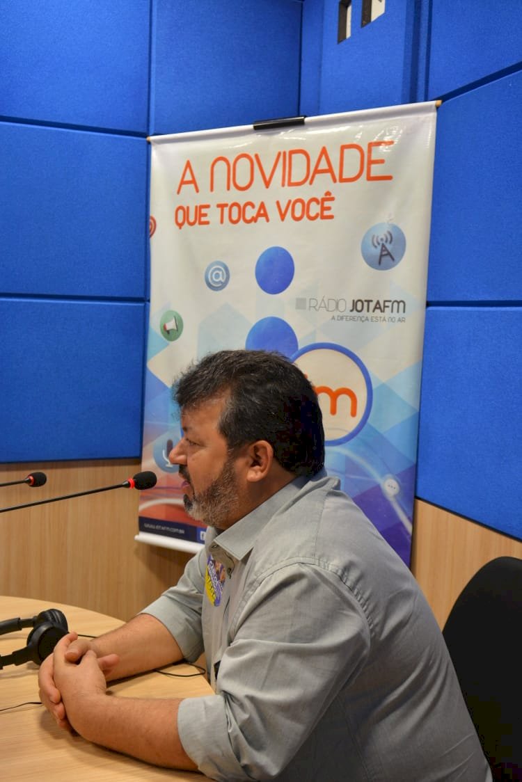 Carlos Bernardo fala sobre seus projetos para rádio da Capital