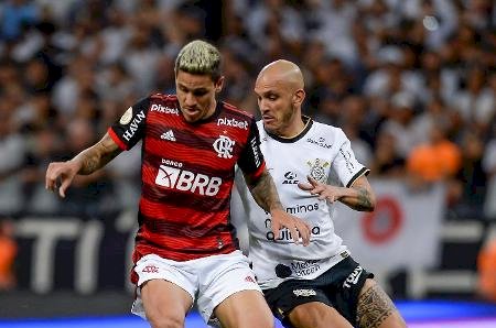 Flamengo é favorito, mas Corinthians será competitivo no Maracanã