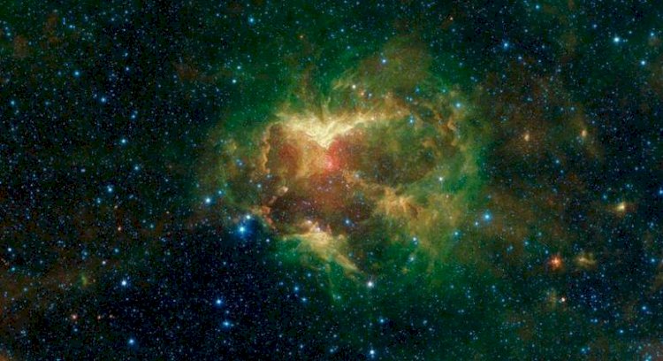 Galáxia tripla e nuvem de gás: veja as melhores fotos do espaço desta semana