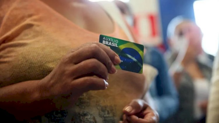 Auxílio Brasil: parcelas de novembro começam a ser pagas nesta quinta-feira; veja calendário