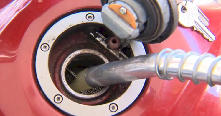 Preço da gasolina cai a R$ 5,04 o litro, mostra ANP