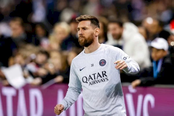 Messi não aceita redução salarial do PSG e fica próximo do adeus