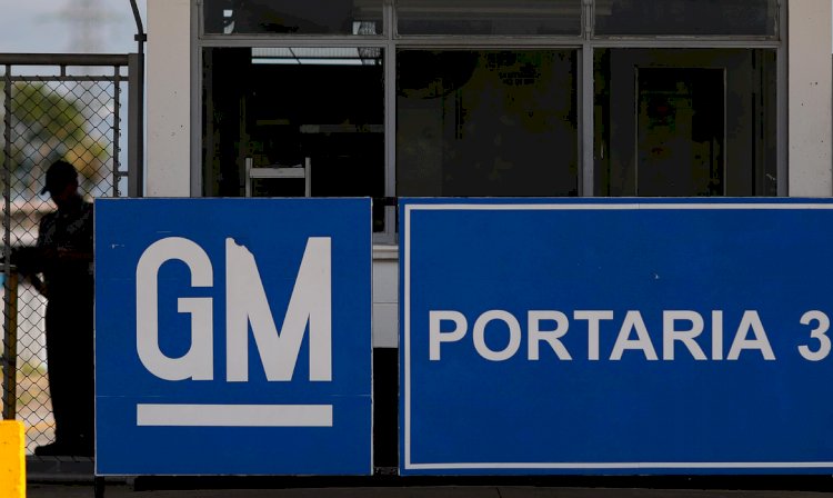 Justiça determina à GM a reintegração de 839 trabalhadores