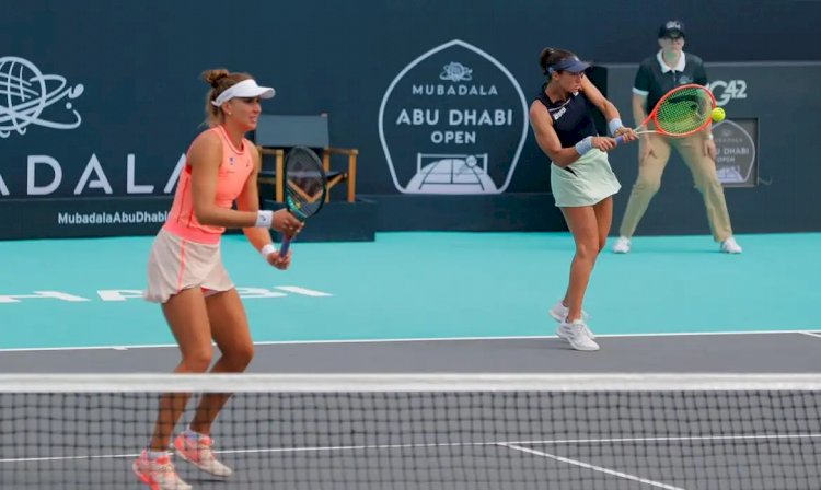 Bia Haddad e Luisa Stefani voltam a vencer e vão à semi em Abu Dhabi