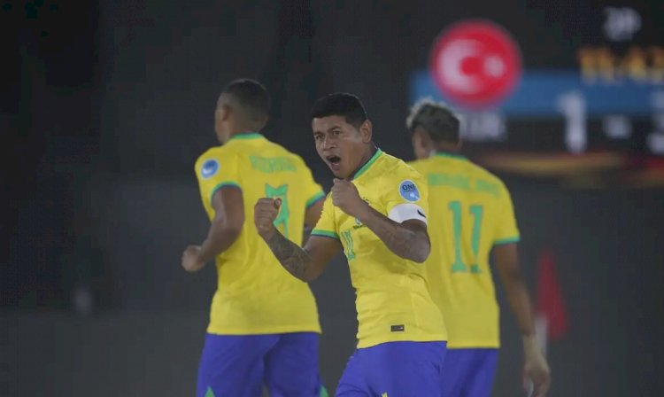 Brasil inicia Copa do Mundo de Beach Soccer com vitória sobre Omã