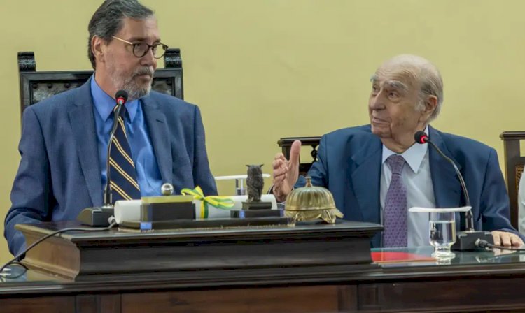Ex-presidente do Uruguai é eleito sócio correspondente da ABL