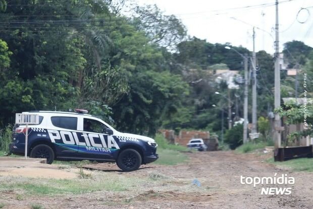 Mulher liga para PM 'gritando por socorro' e é resgatada de cárcere privado em Corumbá