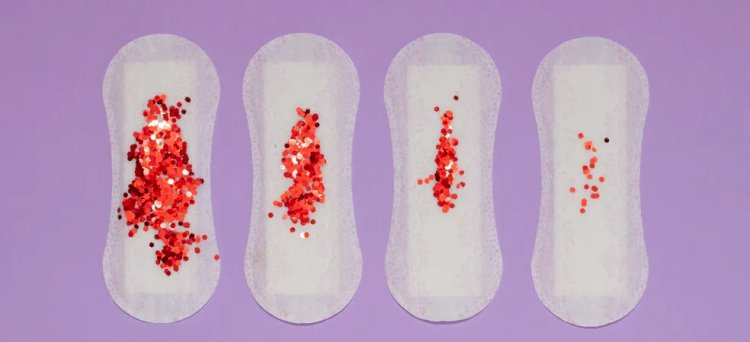 Ciclo menstrual de mulheres que convivem não sincroniza; entenda a origem desse mito