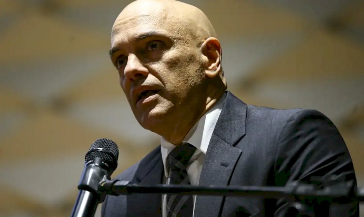 Alexandre de Moraes nega pedido de liberdade de Roberto Jefferson