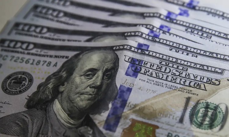 Dólar sobe para R$ 5,44 à espera de reunião do Copom