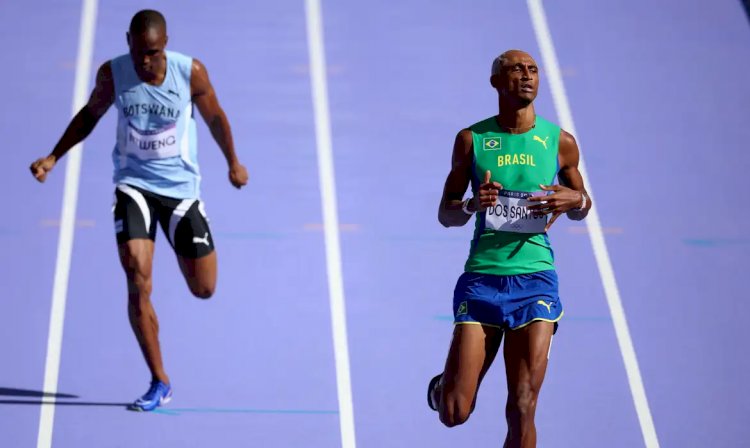 Alison dos Santos garante presença na final dos 400 m com barreiras