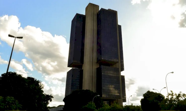 Entidades do setor produtivo criticam aumento da Selic