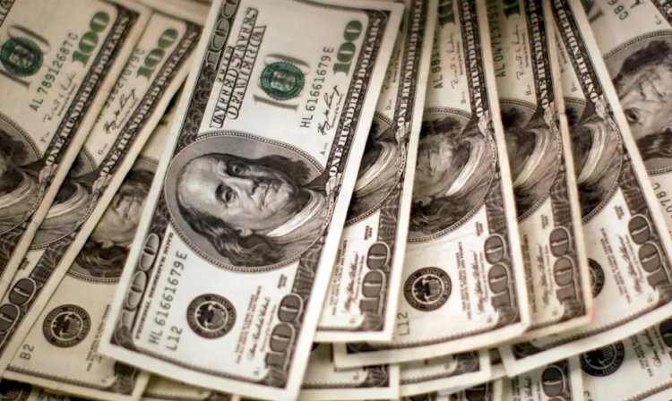 Dólar sobe para R$ 5,68 com anúncio de acordo entre EUA e China