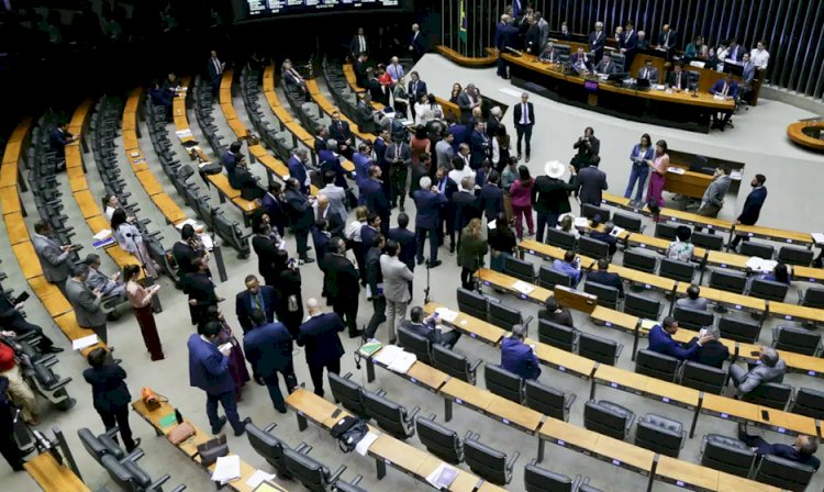 Congresso dá 10 dias para governo ter alternativa ao aumento do IOF