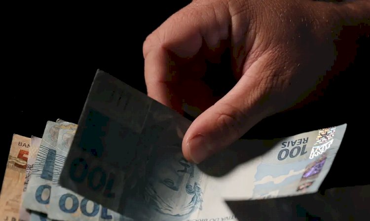 Juro do consignado para setor privado sobe para 59,1% ao ano em abril