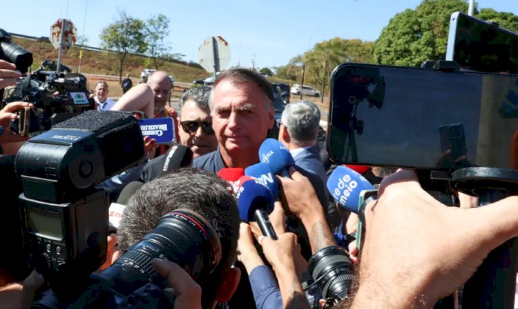 Maioria da 1ª Turma do STF vota por manter cautelares contra Bolsonaro