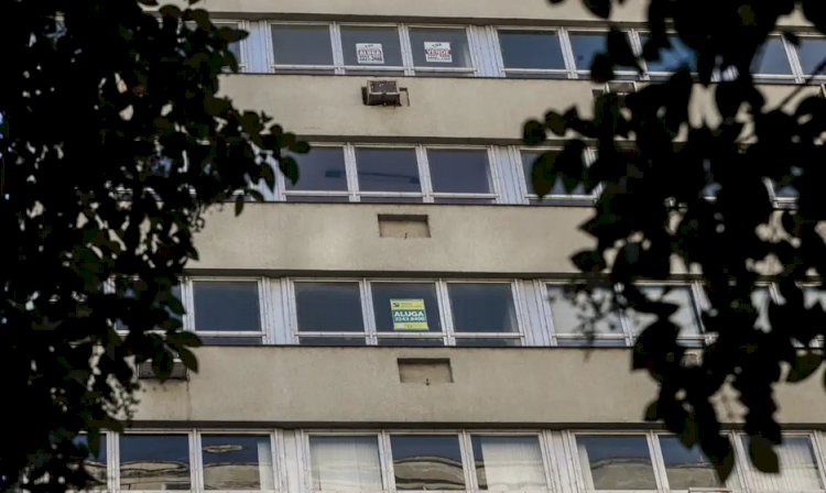 Parcela de famílias que pagam aluguel sobe 25% em 8 anos, mostra IBGE